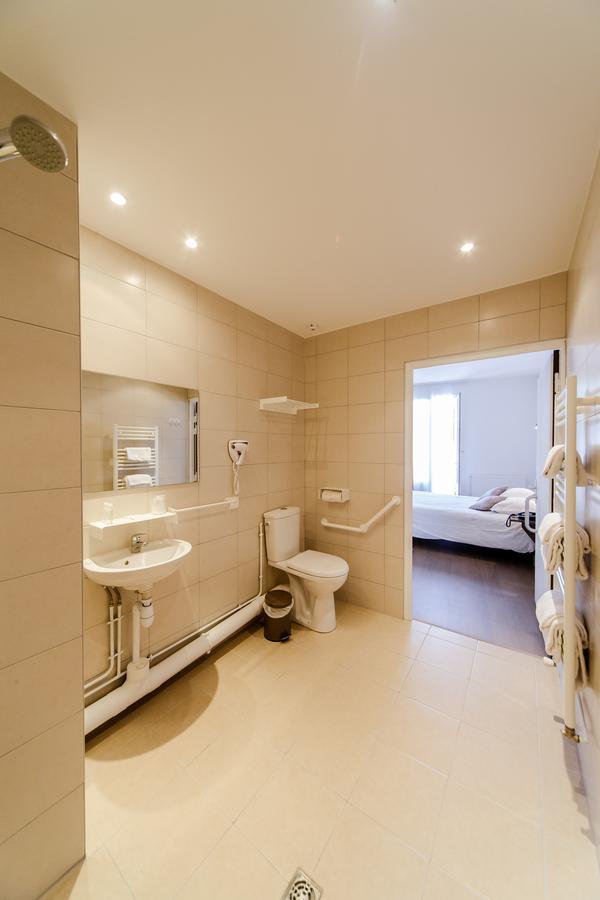 סנליס Logis Hotel - Le Petit Bellon מראה חיצוני תמונה