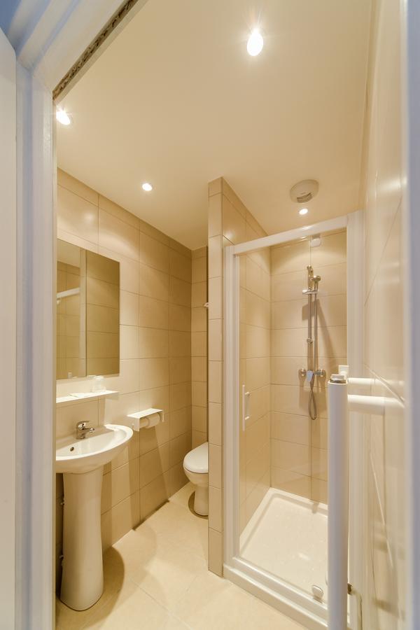 סנליס Logis Hotel - Le Petit Bellon מראה חיצוני תמונה