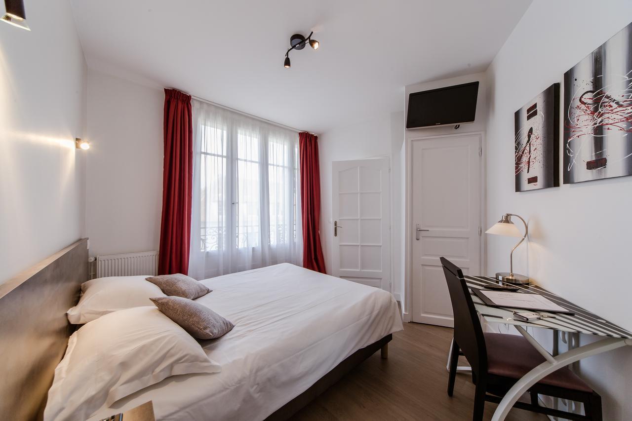 סנליס Logis Hotel - Le Petit Bellon מראה חיצוני תמונה