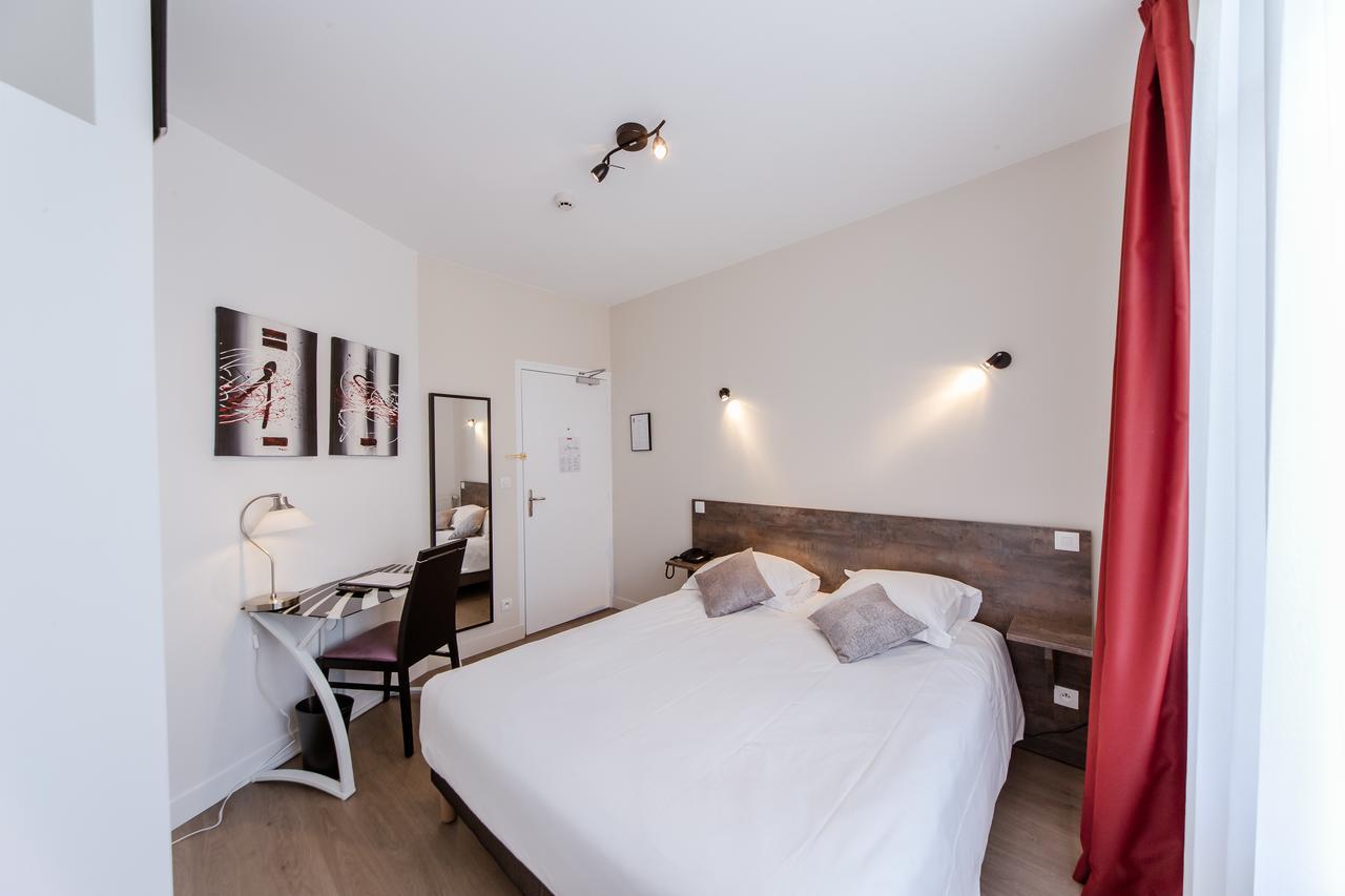 סנליס Logis Hotel - Le Petit Bellon מראה חיצוני תמונה